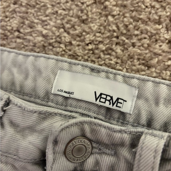 👽Vervet Distressed Grey Jeans👽 - Picture 6 of 7
